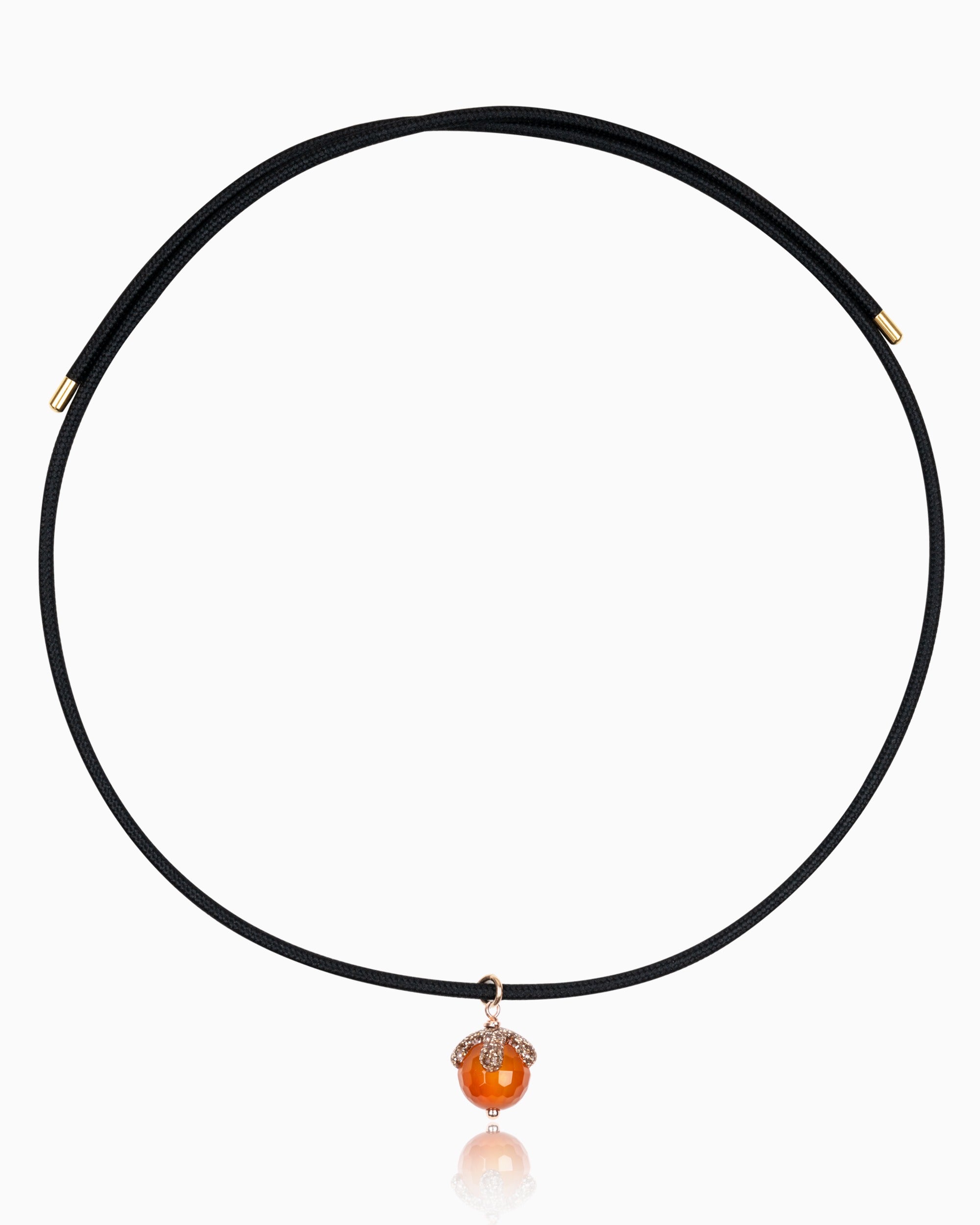 Collana magnetica nera