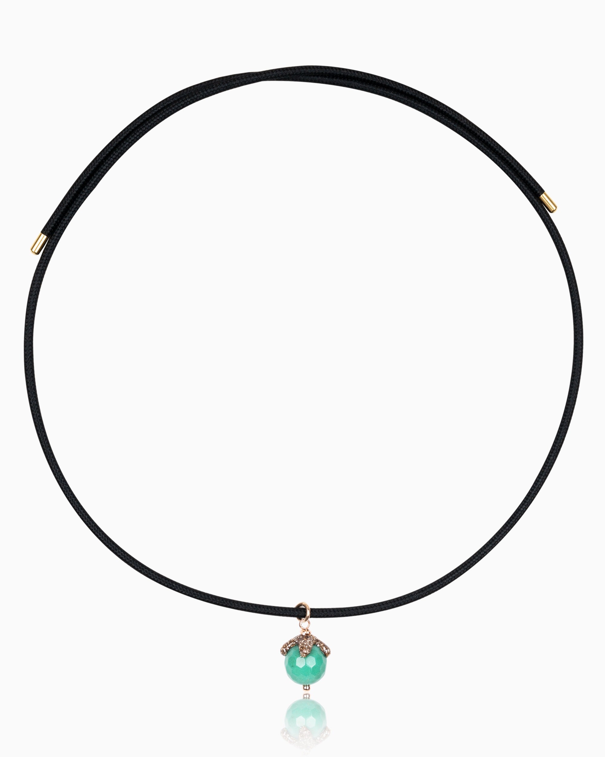 Collana magnetica nera