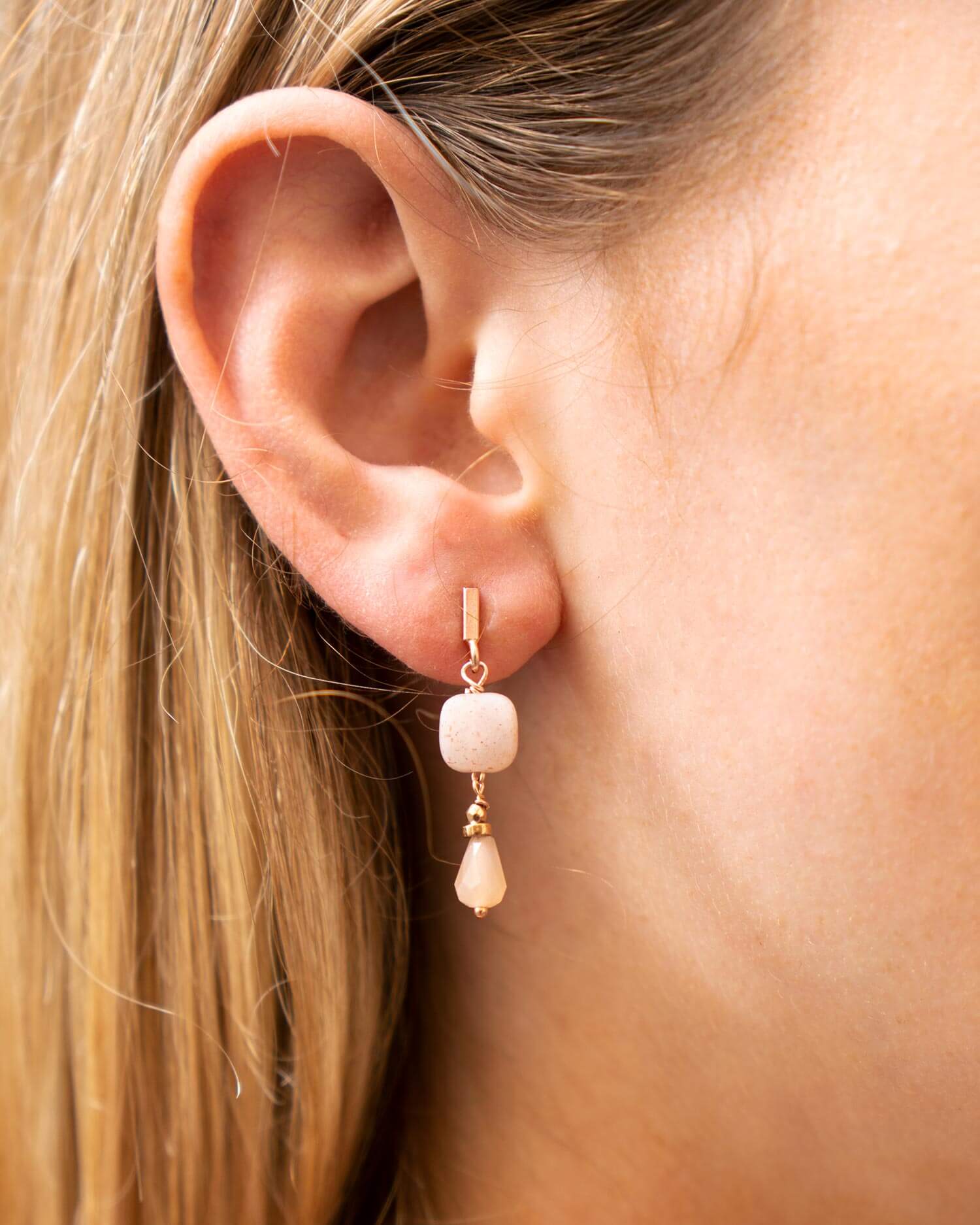 Orecchini natural rosa