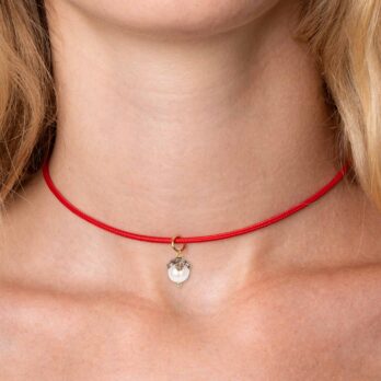 collana magnetica rossa